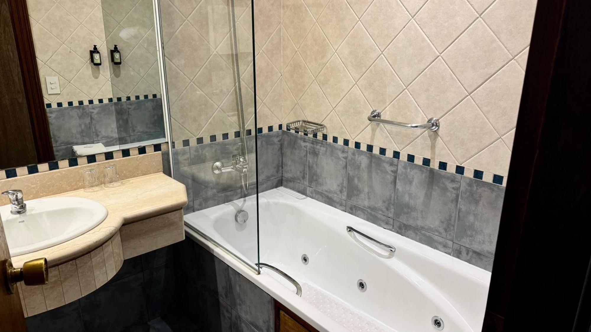 Gardi Hotel & Suites Buenos Aires Eksteriør billede